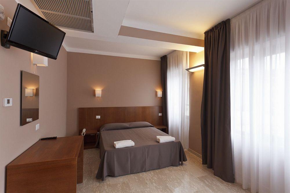 Oasi Village Hotel Milano Exterior foto